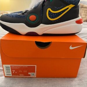 Nike Kids Team Hustle D 9 SE - Black, Blue, and Yellow